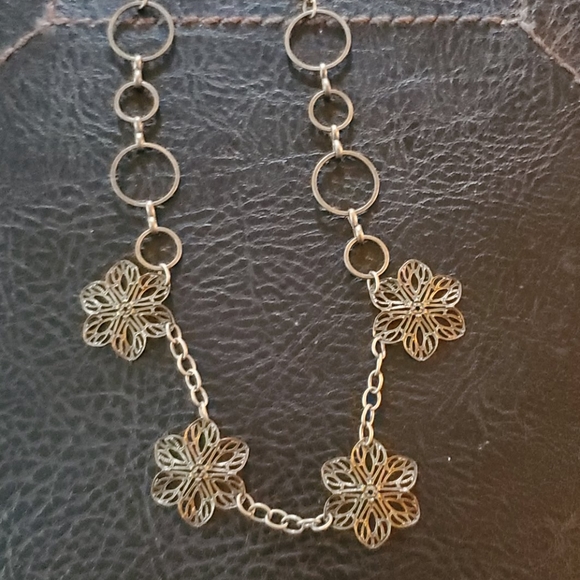 Adjustable Bronze Colored Flower & Circle Necklace - Picture 7 of 8
